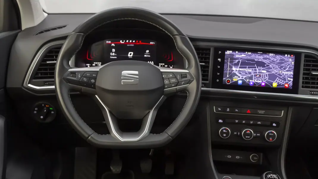 SEAT Ateca 2023 - 18900 EUR, 122000 km - 122000km - foto 18 de 36