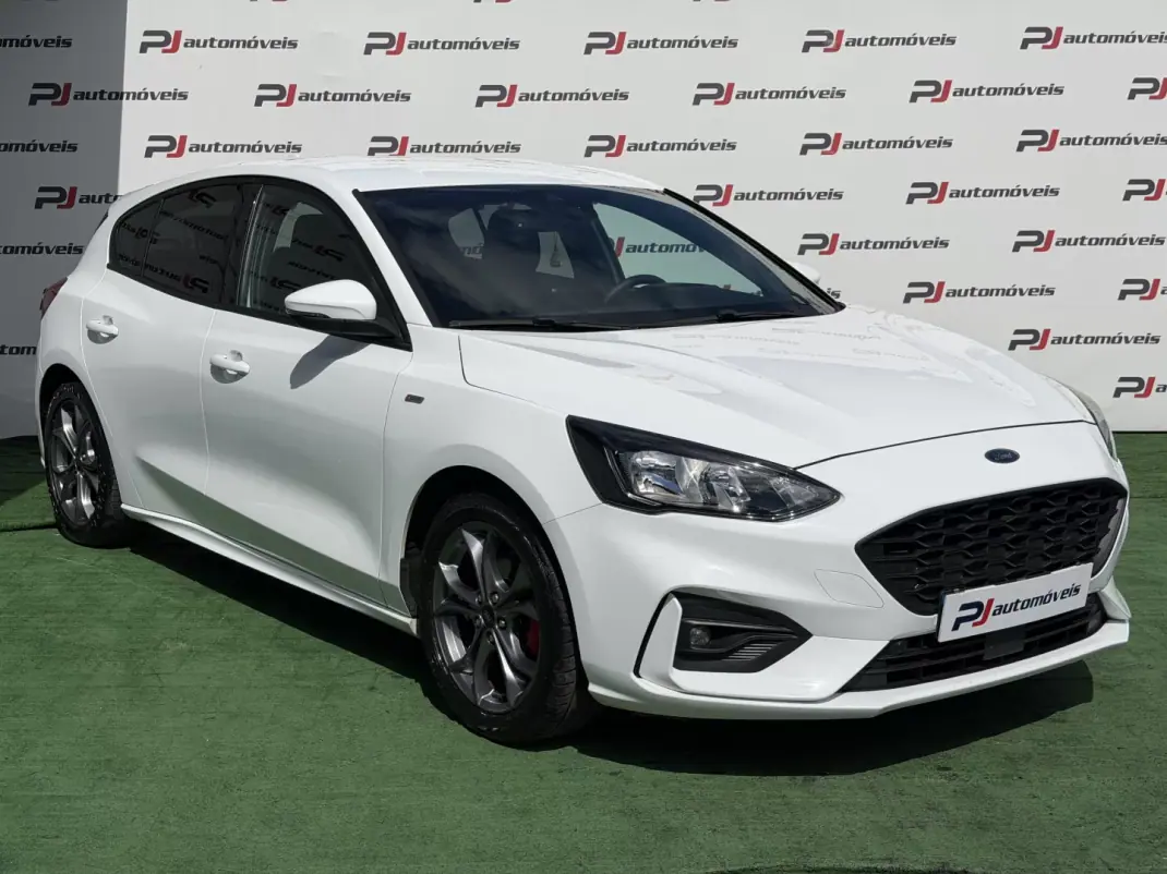 Ford Focus 2020 - 15990 EUR, 87000 km - AUTO.MOTO.pt - 87000km - foto 4 de 15