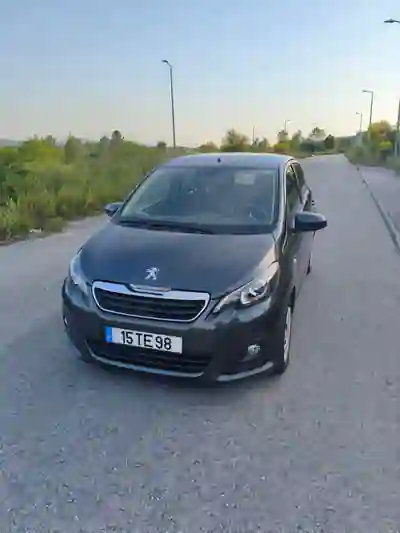 Peugeot 108 2017 - 7500 EUR, 92000 km - 92000km - foto 1 de 10