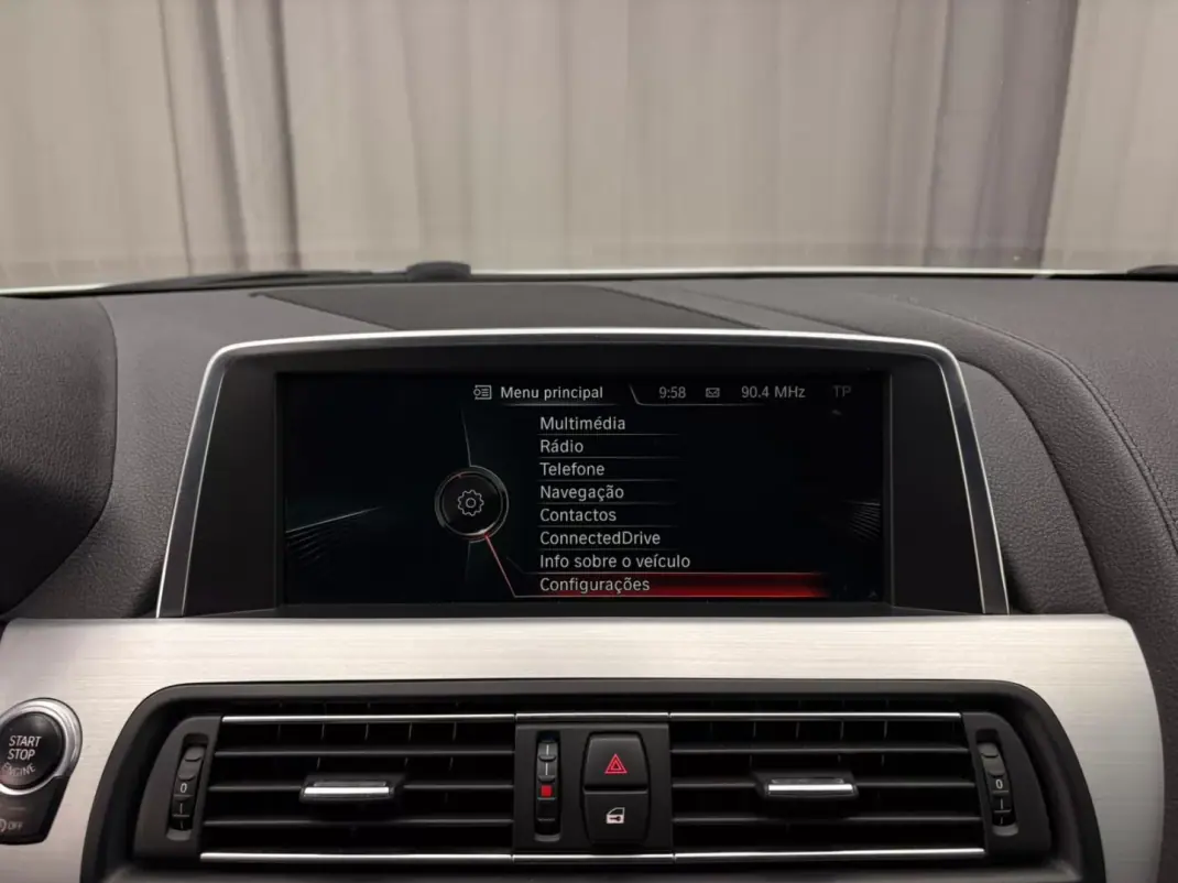 BMW 640 Gran Coupé 2014 - 22500 EUR, 199999 km - AUTO.MOTO.pt - 199999km - foto 11 de 17