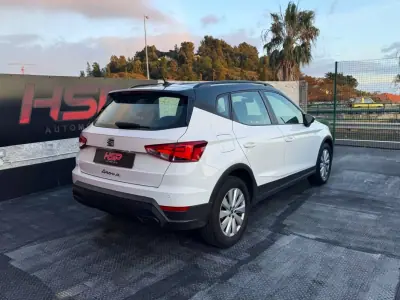 SEAT Arona 2024 - 19990 EUR, 52300 km - AUTO.MOTO.pt - 52300km - foto 4 de 16