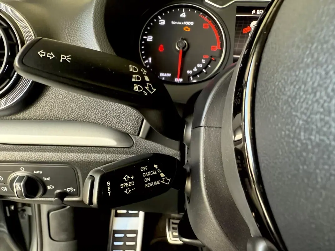 Audi A3 Sportback 2016 - 16000 EUR, 158000 km - AUTO.MOTO.pt - 158000km - foto 62 de 94