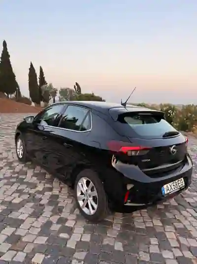 Opel Corsa 2023 - 14900 EUR, 50398 km - AUTO.MOTO.pt - 50398km - foto 4 de 15