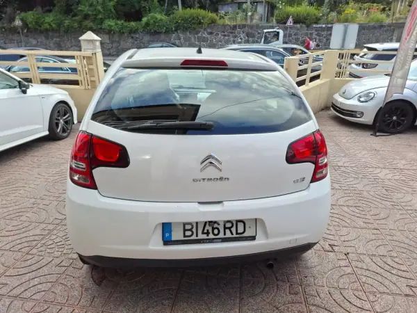 Citroën C3 2010 - 6500 EUR, 191000 km - AUTO.MOTO.pt - 191000km - foto 9 de 33