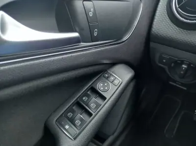 Mercedes-Benz A 180 2013 - 13900 EUR, 169500 km - AUTO.MOTO.pt - 169500km - foto 13 de 13