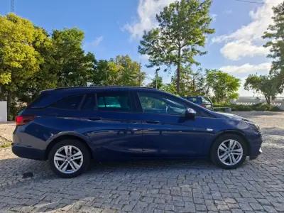 Opel Astra Sports Tourer 2020 - 9900 EUR, 170143 km - 170143km - foto 20 de 21