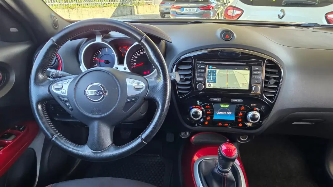 Nissan Juke 2015 - 12990 EUR, 142000 km - AUTO.MOTO.pt - 142000km - foto 16 de 30