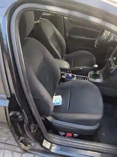 Ford Focus SW 2007 - 5000 EUR, 189 km - 189km - foto 3 de 7