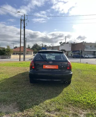 Toyota Corolla 2000 - 3000 EUR, 370000 km - 370000km - foto 6 de 11