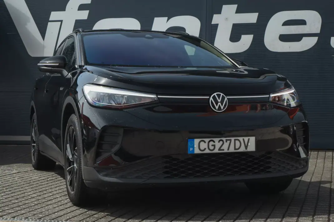 Volkswagen ID.4 2023 - 30750 EUR, 49620 km - AUTO.MOTO.pt - 49620km - foto 4 de 41