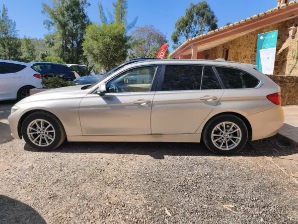 BMW 318 2014 - 14900 EUR, 185655 km - AUTO.MOTO.pt - 185655km - foto 2 de 21