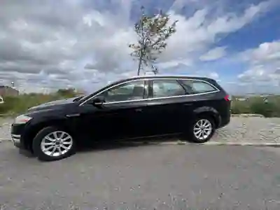 Ford Mondeo 2014 - 7490 EUR, 195600 km - AUTO.MOTO.pt - 195600km - foto 4 de 14