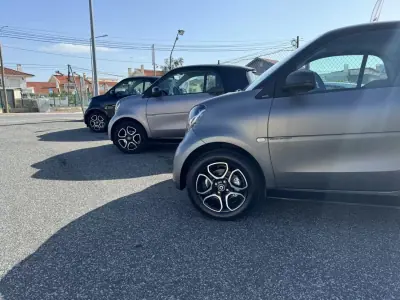Smart ForTwo Coupé 2012 - 5980 EUR, 115000 km - AUTO.MOTO.pt - 115000km - foto 3 de 3