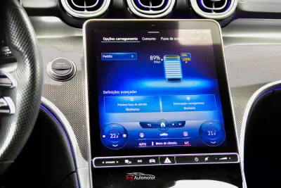 Mercedes-Benz C 300 2022 - 43500 EUR, 65000 km - AUTO.MOTO.pt - 65000km - foto 32 de 47