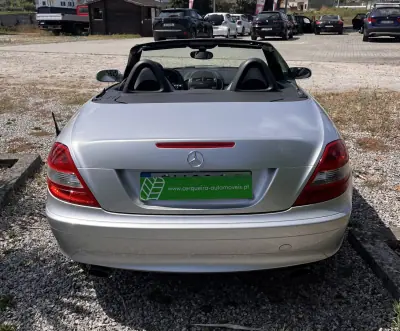 Mercedes-Benz SLK 200 2006 - 12950 EUR, 245450 km - AUTO.MOTO.pt - 245450km - foto 6 de 29
