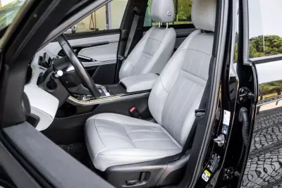 Land Rover Range Rover Evoque 2020 - 32990 EUR, 108253 km - AUTO.MOTO.pt - 108253km - foto 24 de 43