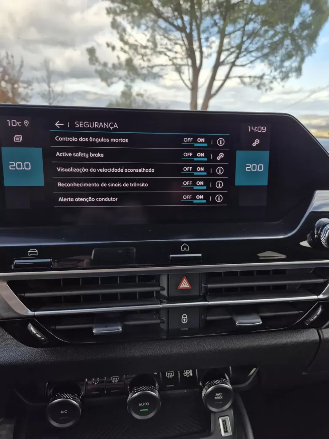 Citroën C4 2022 - 20500 EUR, 85000 km - AUTO.MOTO.pt - 85000km - foto 23 de 39