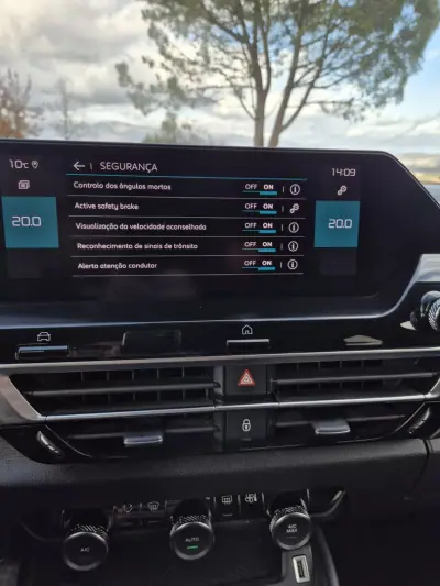 Citroën C4 2022 - 20500 EUR, 85000 km - AUTO.MOTO.pt - 85000km - foto 23 de 39