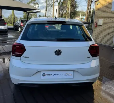 Volkswagen Polo 2019 - 10999 EUR, 129000 km - AUTO.MOTO.pt - 129000km - foto 5 de 10