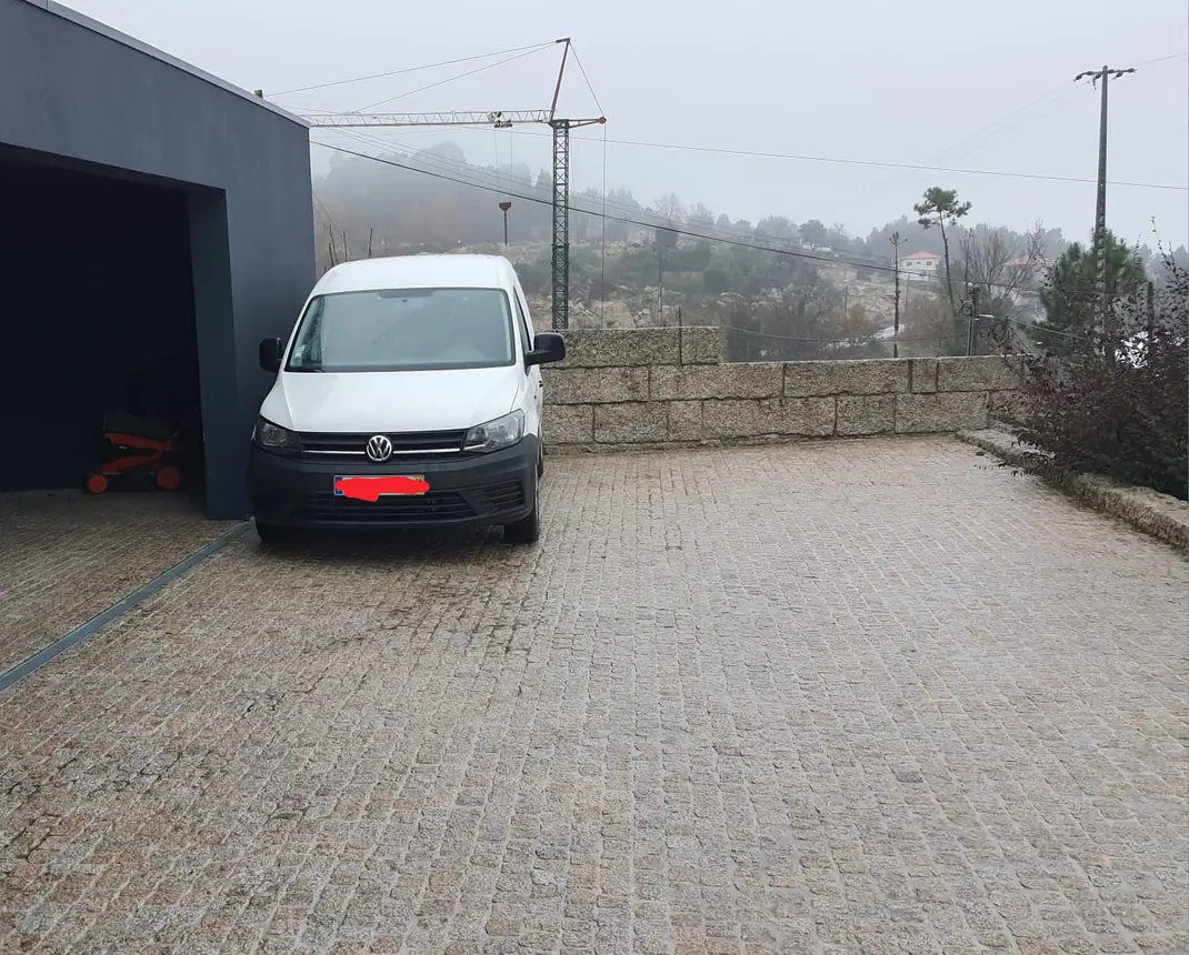 VW CADDY 2.0 TDI EXTRA AC 2016 - 14500 EUR, 76000 km - AUTO.MOTO.pt - 76000km - foto 4 de 7