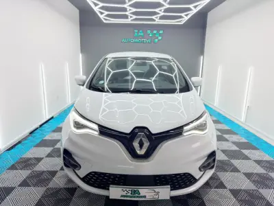 Renault Zoe 2020 - 16750 EUR, 11800 km - AUTO.MOTO.pt - 11800km - foto 2 de 25