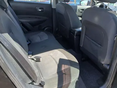 Nissan Qashqai 2011 - 8950 EUR, 149043 km - AUTO.MOTO.pt - 149043km - foto 19 de 26