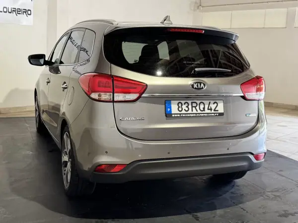 Kia Carens 2016 - 16500 EUR, 115211 km - AUTO.MOTO.pt - 115211km - foto 7 de 26