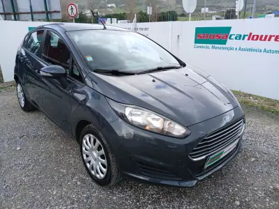 Ford Fiesta 2013 - 8150 EUR, 106782 km - AUTO.MOTO.pt - 106782km - foto 6 de 26