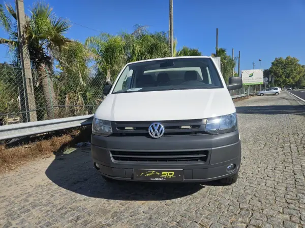 VW TRANSPORTER 2011 — foto 2 de 8