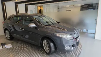 Renault Mégane Sport Tourer 2010 - 6900 EUR, 266834 km - AUTO.MOTO.pt - 266834km - foto 19 de 45