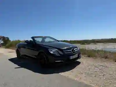 Mercedes-Benz E 250 2013 - 18500 EUR, 165000 km - AUTO.MOTO.pt - 165000km - foto 10 de 11