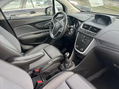Opel Mokka 2016 - 13900 EUR, 161994 km - AUTO.MOTO.pt - 161994km - foto 10 de 15