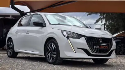 Peugeot 208 2022 - 14750 EUR, 32220 km - AUTO.MOTO.pt - 32220km - foto 6 de 20