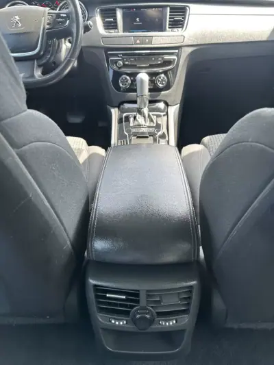Peugeot 508 SW 2018 - 13900 EUR, 155000 km - AUTO.MOTO.pt - 155000km - foto 50 de 68