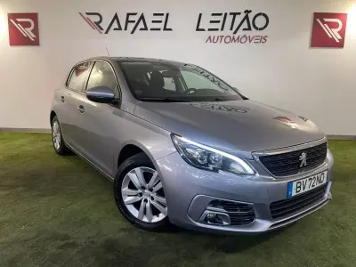 Peugeot 308 2020 - 9750 EUR, 112000 km - 112000km - foto 11 de 30