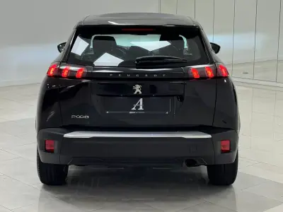 Peugeot 2008 2021 - 17890 EUR, 103000 km - AUTO.MOTO.pt - 103000km - foto 10 de 22