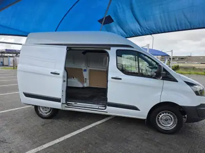 Ford Transit Custom 2015 - 13990 EUR, 148160 km - AUTO.MOTO.pt - 148160km - foto 11 de 19