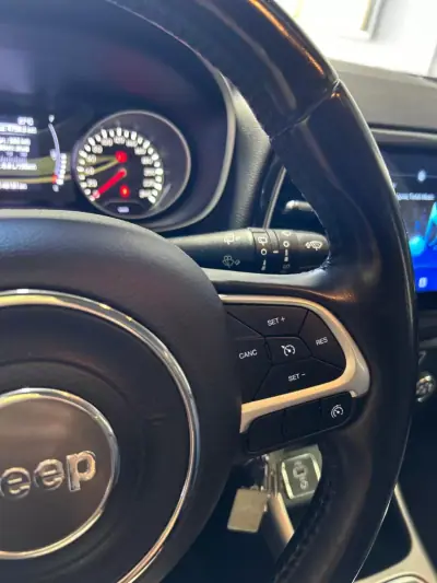 Jeep Compass 2018 - 15250 EUR, 146200 km - 146200km - foto 20 de 29