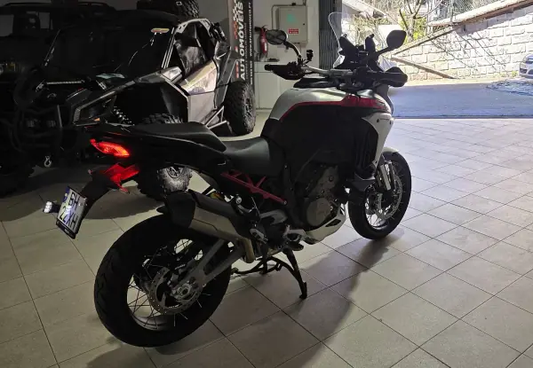 Ducati Multistrada 1260 Enduro 2024 - 28500 EUR, 3867 km - AUTO.MOTO.pt - 3867km - foto 4 de 27