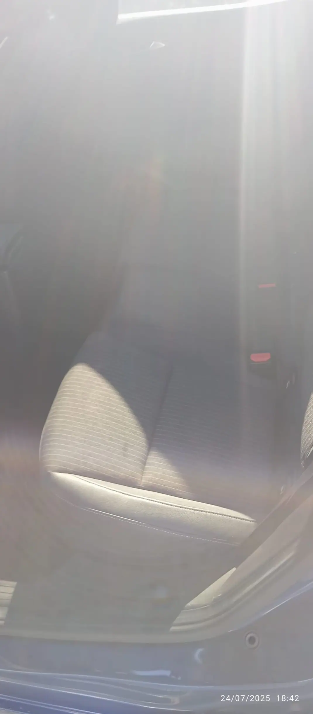 Renault Clio 2023 - 15000 EUR, 54000 km - AUTO.MOTO.pt - 54000km - foto 6 de 7