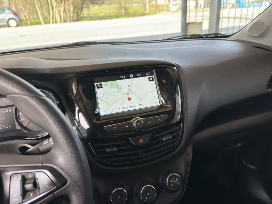 Opel Karl 2019 - 10950 EUR, 60330 km - AUTO.MOTO.pt - 60330km - foto 15 de 25