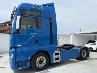 Man 2016 - 33000 EUR, 500000 km - AUTO.MOTO.pt - 500000km - foto 1 de 19