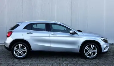 Mercedes-Benz GLA 200 2015 - 20750 EUR, 124000 km - AUTO.MOTO.pt - 124000km - foto 5 de 34