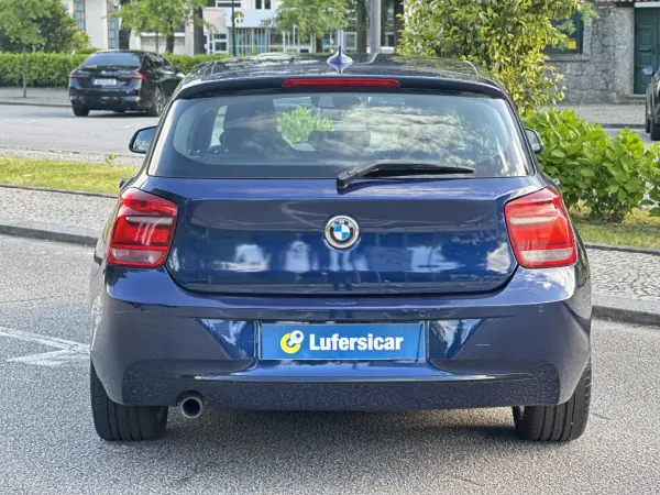 BMW 116 2014 - 16000 EUR, 140000 km - AUTO.MOTO.pt - 140000km - foto 3 de 12
