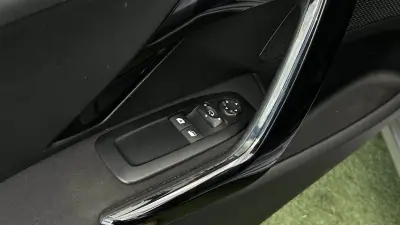 Peugeot 208 2019 - 8990 EUR, 107500 km - 107500km - foto 19 de 31