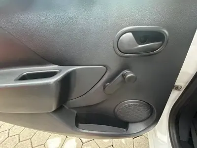 Dacia Sandero 2015 - 8500 EUR, 58577 km - 58577km - foto 15 de 19
