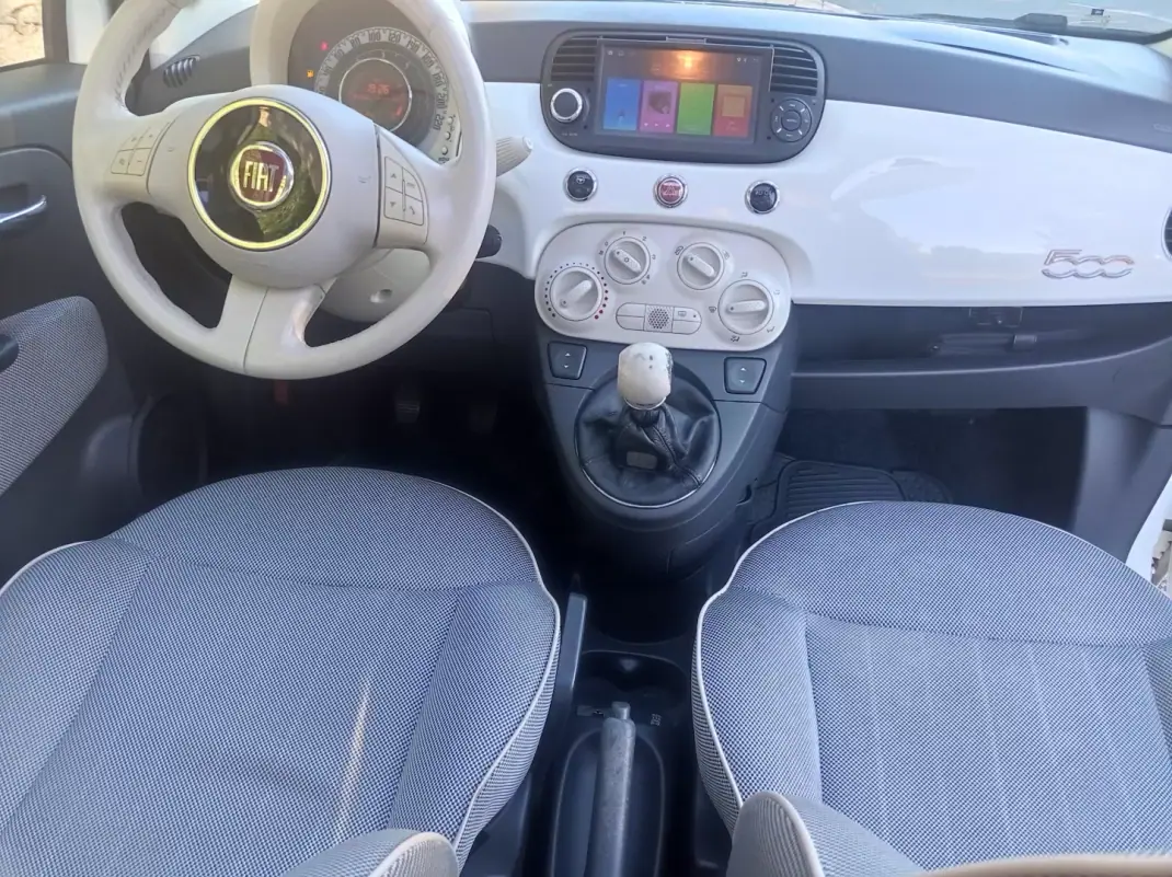 Fiat 500 2010 - 5990 EUR, 158500 km - AUTO.MOTO.pt - 158500km - foto 8 de 14