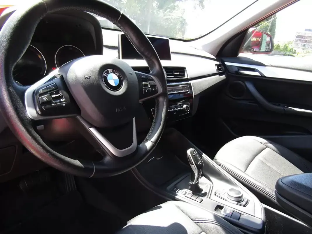 BMW X1 2021 - 24900 EUR, 119000 km - 119000km - foto 9 de 13