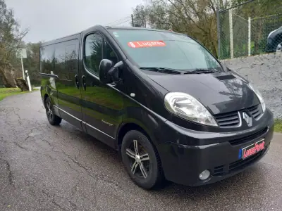 Renault Trafic 2014 - 14000 EUR, 329000 km - AUTO.MOTO.pt - 329000km - foto 12 de 25