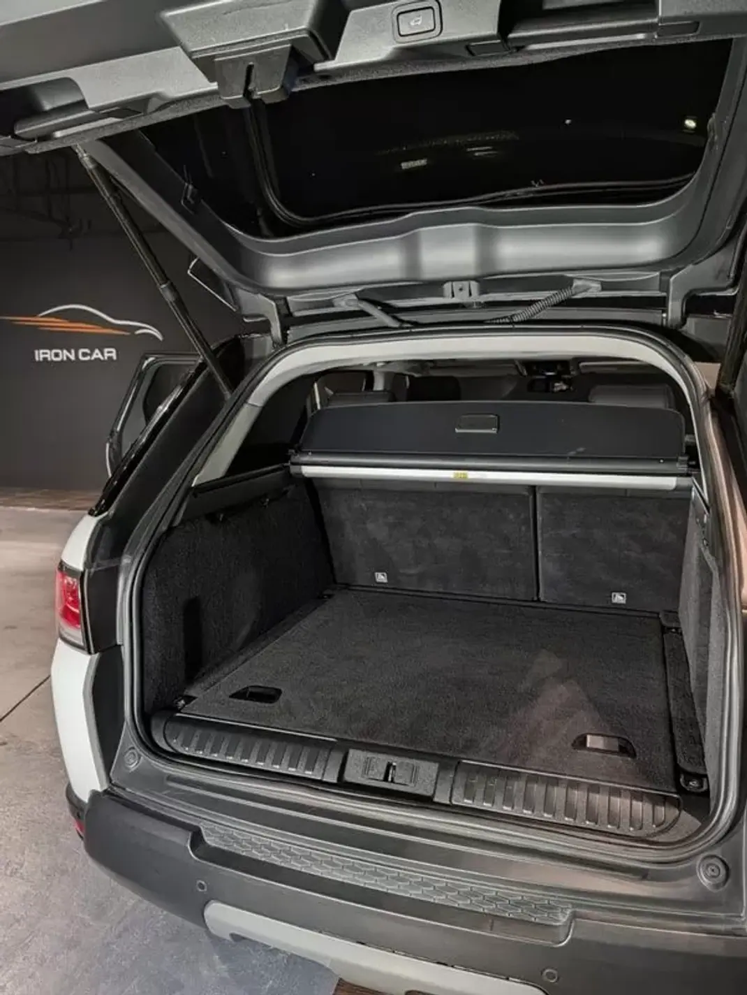 Land Rover Range Rover Sport 2018 - 47900 EUR, 107438 km - AUTO.MOTO.pt - 107438km - foto 13 de 17